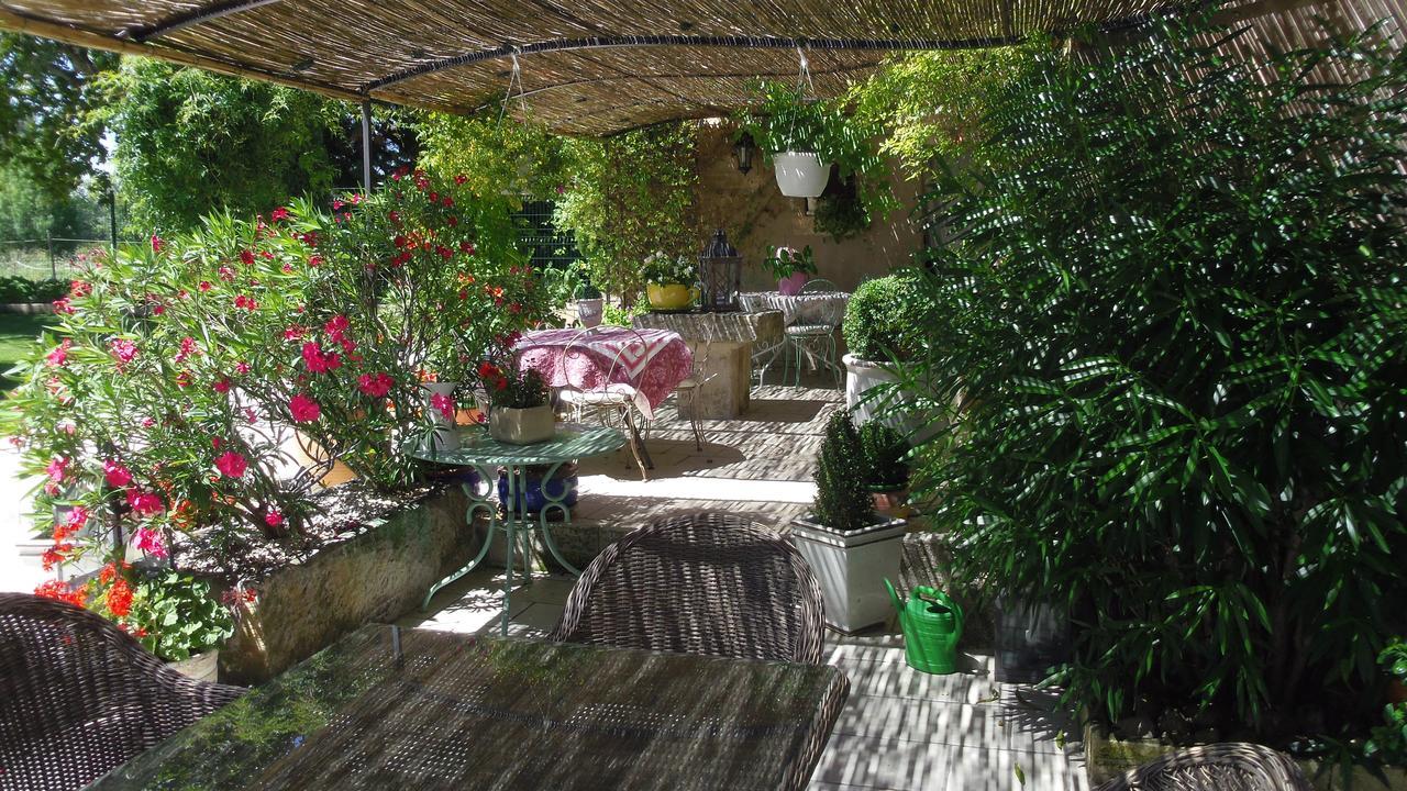 Mas De L'Air - Maison De Charme Bed and Breakfast Noves Eksteriør billede